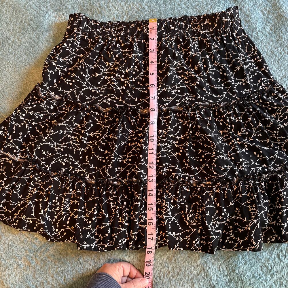 Ava Christine black floral tiered skirt size L - Picture 8 of 8